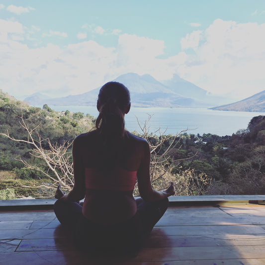 Heart Coherence – Cacao & Yoga med ceremoniell cacao, yoga och meditation i Göteborg